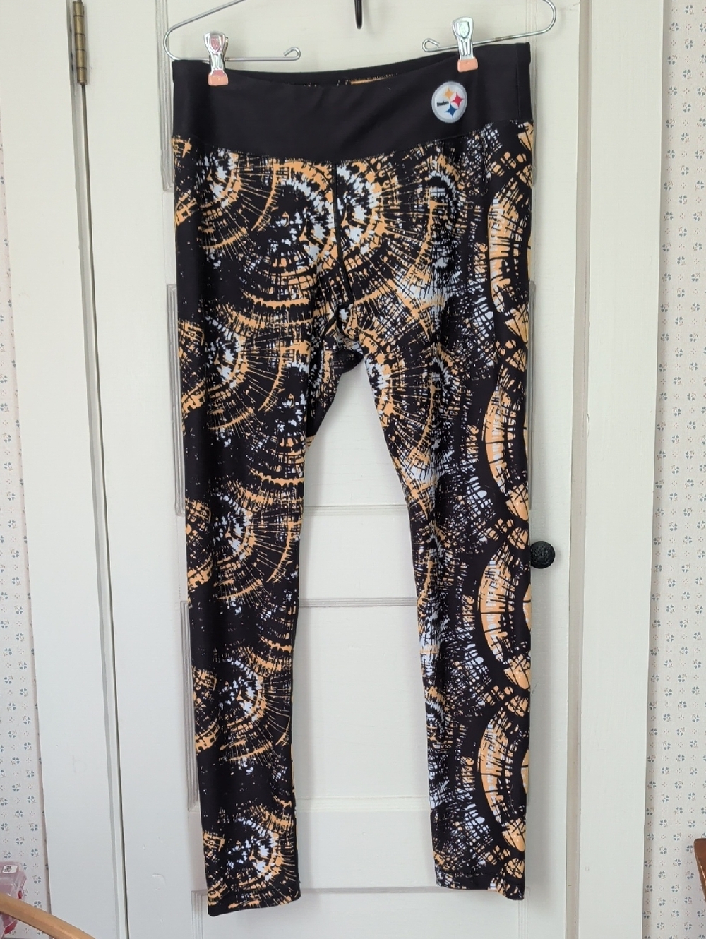 NFL Pittsburgh Steelers L Leggings Color Burst Tie dye Football Team Gold Black